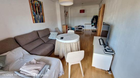 VIVIENDA EN JUAN CARLOS I - MURCIA