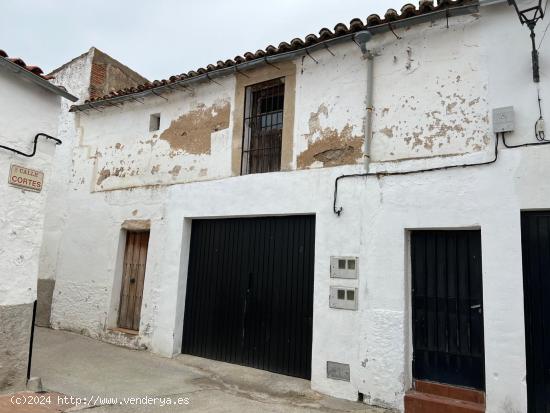  CASABANCO VENDE  VIVIENDA EN CASAR DE CÁCERES. - CACERES 