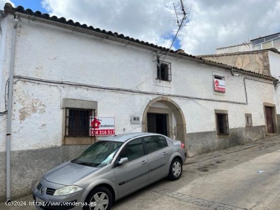 CASABANCO VENDE  CASA DE DOS PLANTAS  EN ALCUESCAR - CACERES