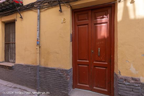 CASA en pleno centro, barrio del realejo. ¡Gran oportunidad! - GRANADA