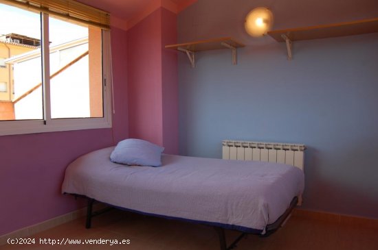 Unifamiliar adosada en venta  en Figueres - Girona