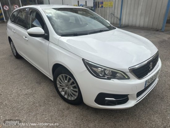 Peugeot 308 SW 1.5 100CV BUSINESS de 2018 con 154.000 Km por 9.650 EUR. en Valencia