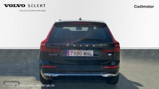 Volvo XC 60 XC60 RECHARGE CORE T6 PLUG-IN HYBRID EAWD de 2023 con 23.800 Km por 53.990 EUR. en Sevil