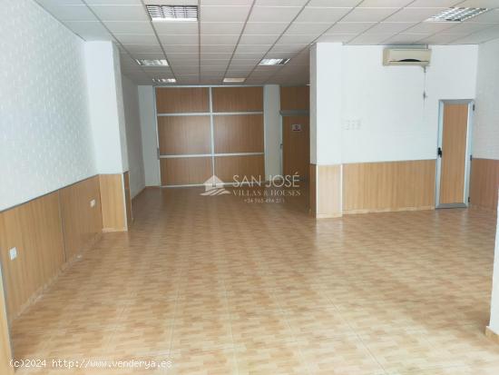  SE ALQUILA LOCAL COMERCIAL EN ZONA PADRE ISMAEL EN ASPE - ALICANTE 