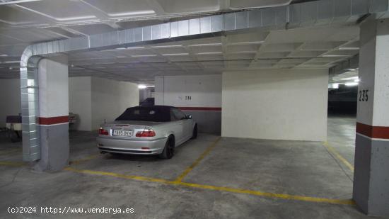 Garajes en venta en avd. Ronda - ALICANTE