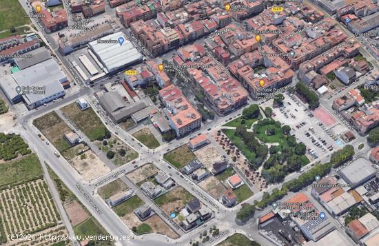 SOLAR EN VENTA EN BELLREGUARD DE 540 M2. 604,80 M2 DE TECHO. - VALENCIA