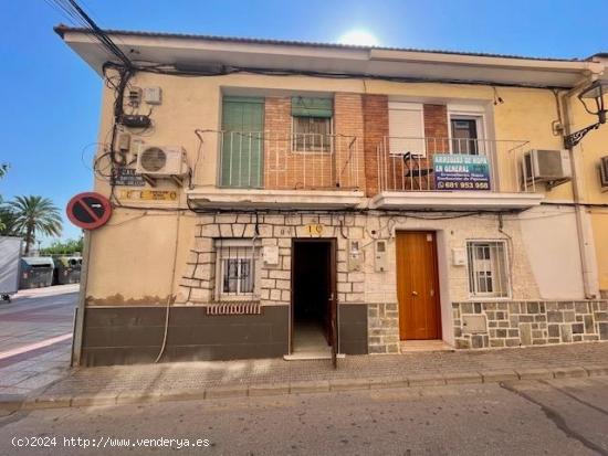 CASA TIPO DUPLEX CON PATIO - MURCIA