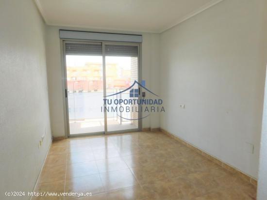 ¡OPORTUNIDAD! Vivienda seminueva ubicada en Puente Tocinos - MURCIA