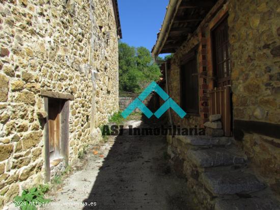 Casa y finca en venta - CANTABRIA