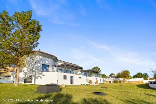  Villa de Lujo - MALAGA 