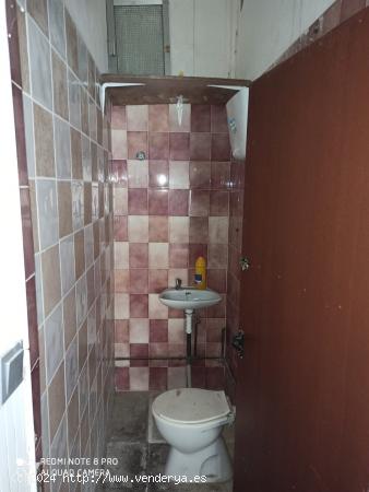 Se Vende 2 Locales en el Ayuntamiento - Novelda (Alicante) - ALICANTE