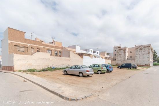 PARCELA URBANA EN SEGUNDA LÍNEA DE PLAYA MOTRIL - GRANADA