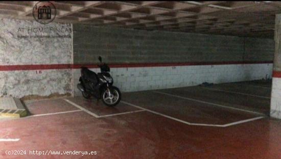 parking en centro de cornella - BARCELONA