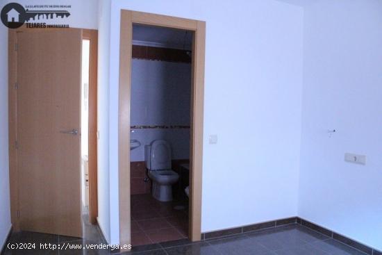 INMOBILIARIA TEJARES VENDE ADOSADO EN VALDEGANGA - ALBACETE