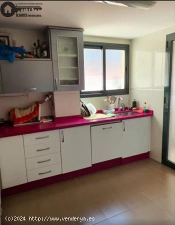 INMOBILIARIA TEJARES VENDE PISO EN LA PARTE BAJA DE CHINCHILLA CON 2 PLAZAS DE GARAGE - ALBACETE