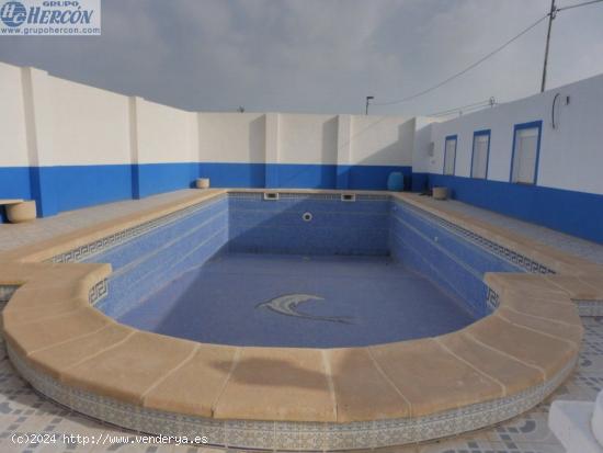 FINCA RÚSTICA CON VIVIENDA Y PISCINA - MURCIA