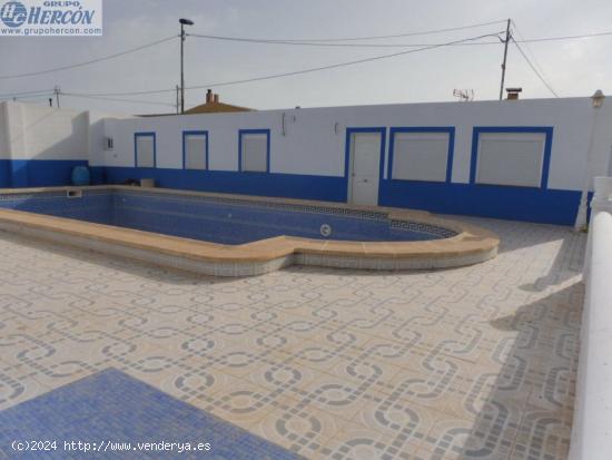 FINCA RÚSTICA CON VIVIENDA Y PISCINA - MURCIA