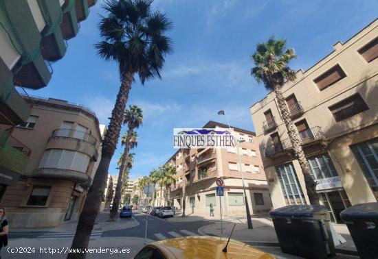 LOCAL AMPLIO EN CALLE AMPLE A PIE DE CALLE - TARRAGONA