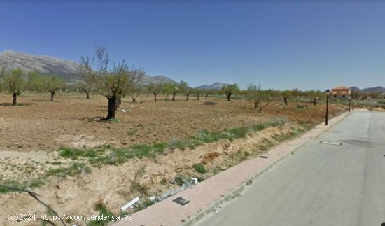 SOLAR en Chirivel zona Periferia, 439,04 m2. para CHALET - ALMERIA