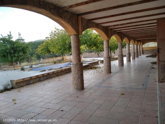 INCREIBLE CASA DE CAMPO CON PISCINA Y BARBACOA - MURCIA