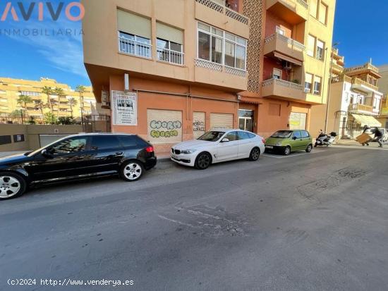 LOCAL COMERCIAL CON POSIBILIDAD DE HACER VIVIENDA JUNTO AL PASEO DE PARRA - MURCIA