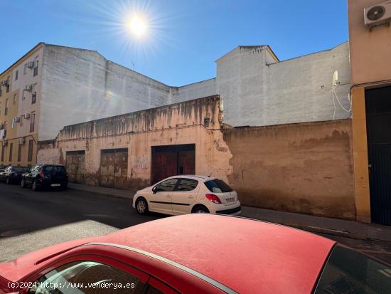  CASABANCO VENDE SOLAR URBANO EN ALMENDRALEJO - BADAJOZ 