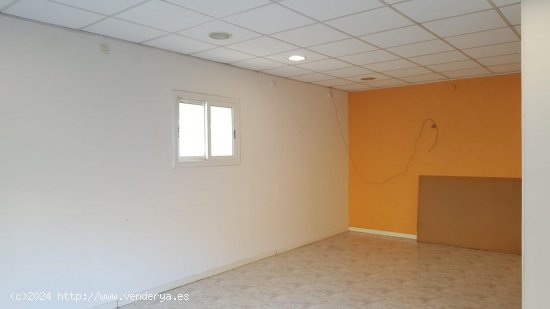 Local comercial en venta  en Esparreguera - Barcelona