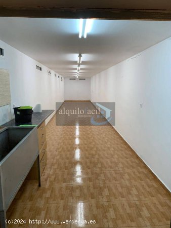 SE VENDE LOCAL CON PLAZA DE GARAJE EN IMAGINALIA/ 65 METROS/40000€