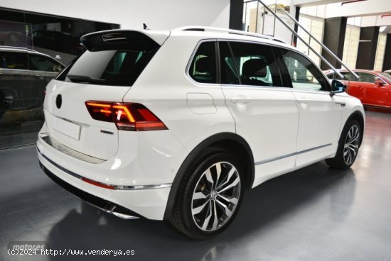 Volkswagen Tiguan Sport 2.0 TDI 240CV 4Motion DSG de 2020 con 138.000 Km por 31.500 EUR. en Madrid