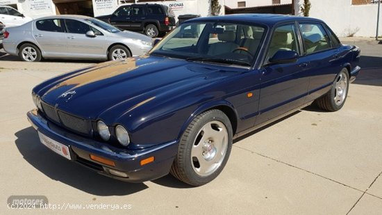 Jaguar XJR 4.0 Kompresor de 1995 con 166.525 Km por 13.500 EUR. en Madrid