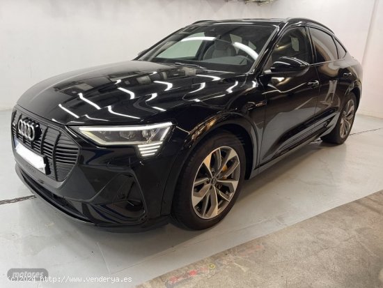 Audi e-tron Sportback BLACKLINE 55 QUATRO ELECTRICO de 2020 con 75.000 Km por 44.900 EUR. en Madrid