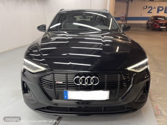 Audi e-tron Sportback BLACKLINE 55 QUATRO ELECTRICO de 2020 con 75.000 Km por 44.900 EUR. en Madrid