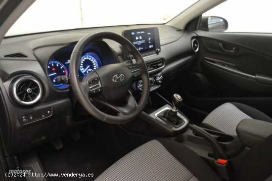 Hyundai Kona 1.0 TGDI Klass 4x2 de 2023 con 7.259 Km por 20.995 EUR. en Sevilla