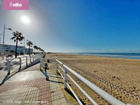 ESTUPENDO LOCAL EN VALDELAGRANA JUNTO A LA PLAYA - CADIZ