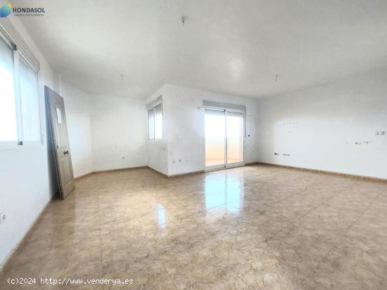 ¡SIN COMISION AGENCIA!! SE VENDE CASA ADOSADA 3 DORMTS, 2 BAÑOS. LOS URRUTIAS - MURCIA