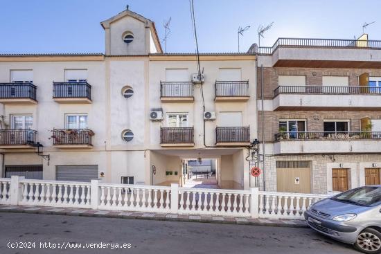  PISO DE 2 DORMITORIOS Y GARAJE EN EL CENTRO DE ALFACAR - GRANADA 