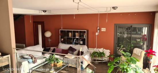 MAGNÍFICO CHALET EN VENTA EN BEGUES - BARCELONA