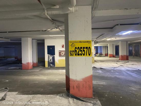 Enorme plaza de garaje en Edificio Europa - CACERES