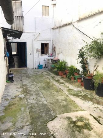 Gran casa para reformar - CORDOBA