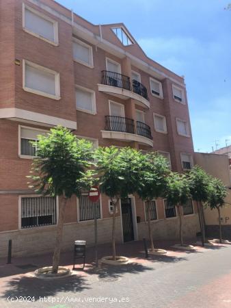 Extraordinario Piso de 220 mt2 utiles CENTRO ABARAN - MURCIA