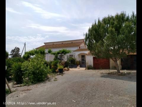 Casa en Campillo - MURCIA