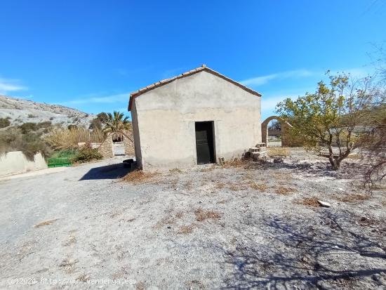 Terreno rural en Puerto Lumbreras - Zona El Descanso - MURCIA