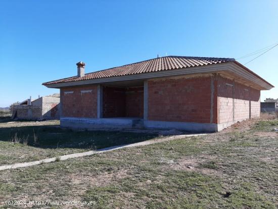 Casa en construcción con parcela de 3000 m2 - MURCIA