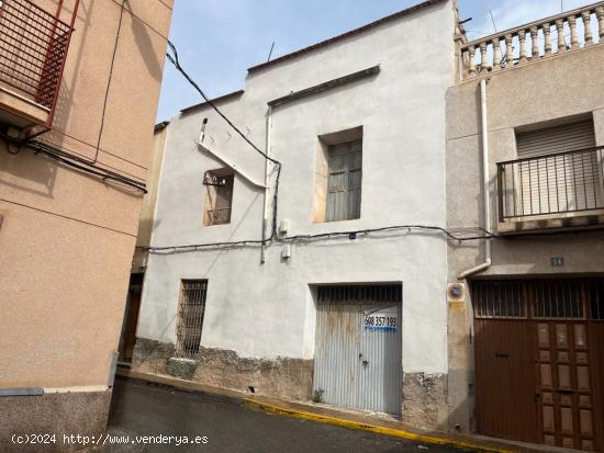 CASA SOLAR TEATRO CHAPÍ. PRECIO REBAJADO 55.000-€ - ALICANTE