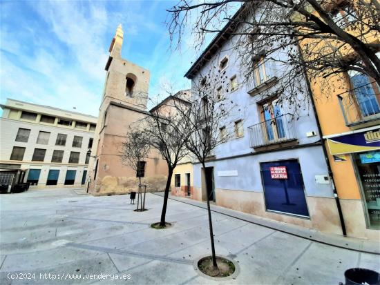 CASA DE VARIAS PLANTAS PREPARADA PARA OFICINAS, JUNTO A JUZGADOS, AYUNTAMIENTO Y AGENCIA TRIBUTARIA.