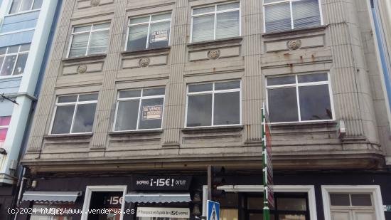 Edificio en la Plaza de Galicia de Carballo - A CORUÑA