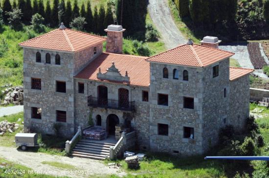 Gran Pazo en Abegondo, Zona Cecebre - A CORUÑA