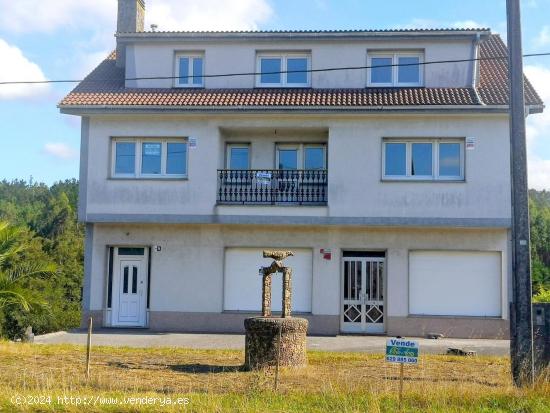 Gran Casa en Bertoa - Queo da Carretera - A CORUÑA