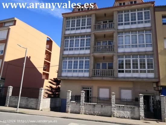 Edificio en el centro de Fisterra - A CORUÑA