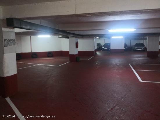 Se vende Parking privado en el centro de Santiago - A CORUÑA